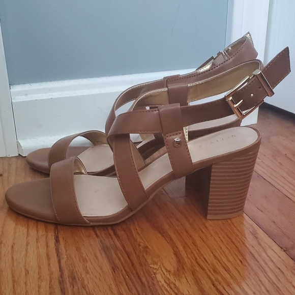 Kelly & Katie Shoes - Brown heeled sandals